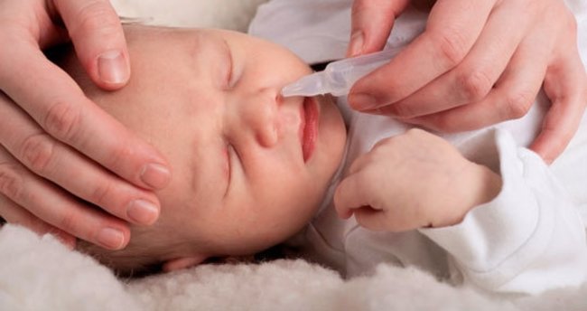 Bebeklerde Burun Tıkanıklığı Nasıl Açılır?